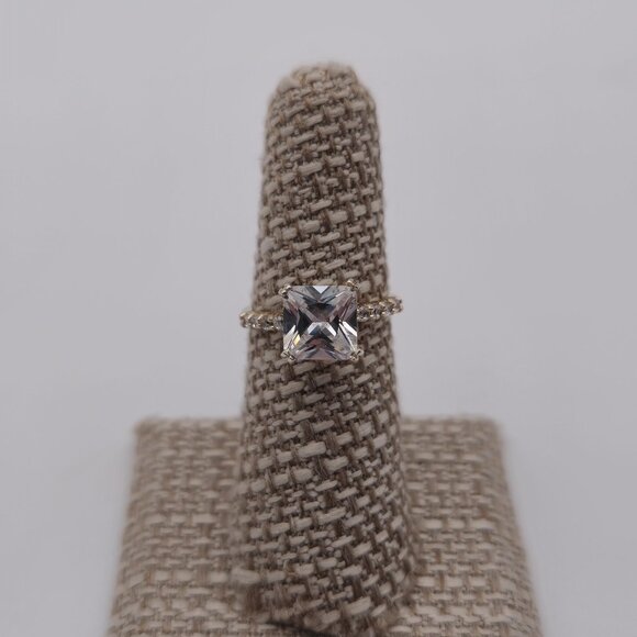 Size 6 Gold Over Sterling Silver Square Cubic Zirconia Ring A1983 - Picture 1 of 9